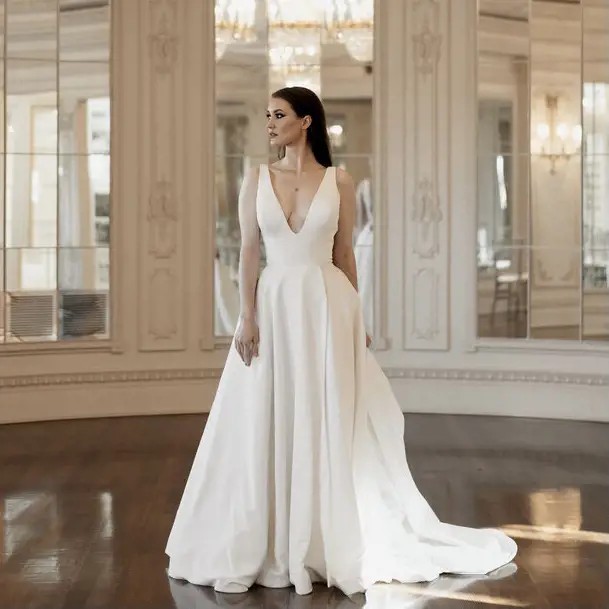 <span style="color:#EA1484"> ELIZABETH LEE FOR BLUSH BRIDAL,</span>  Blush Bridal Lounge EXCLUSIVE Main Image