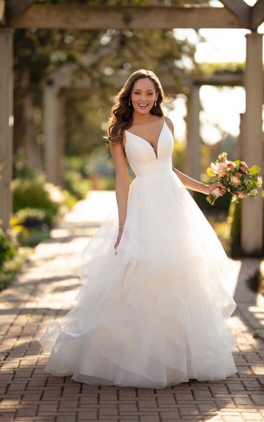 <span style="color:#EA1484"> STELLA YORK</span>, 'SPRING 2020' TRUNK SHOW! Main Image